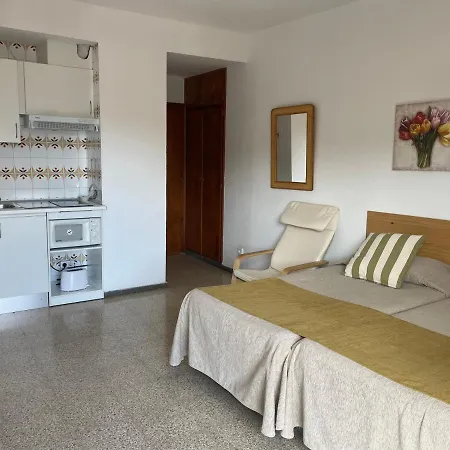 Apartamentos El Sol Tossa de Mar Exterior photo