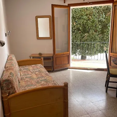Apartamentos El Sol Tossa de Mar Exterior photo